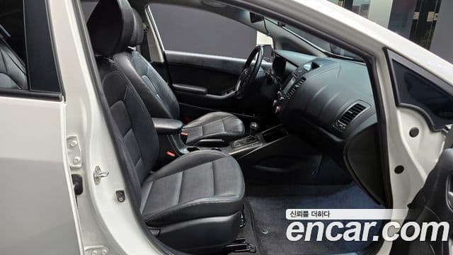 Kia K3 Trendy, 2014 10