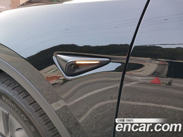 Tesla модель Y, 2025 15