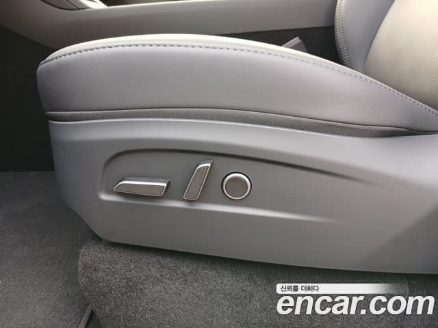 Tesla модель Y, 2025 18