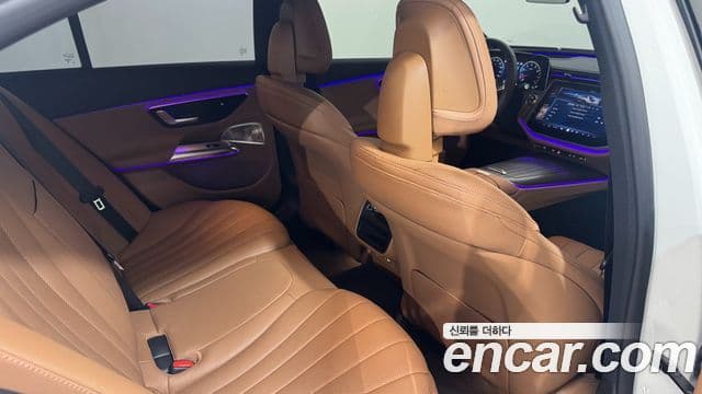 Mercedes-Benz E-класс W214 Exclusive, 2025 13