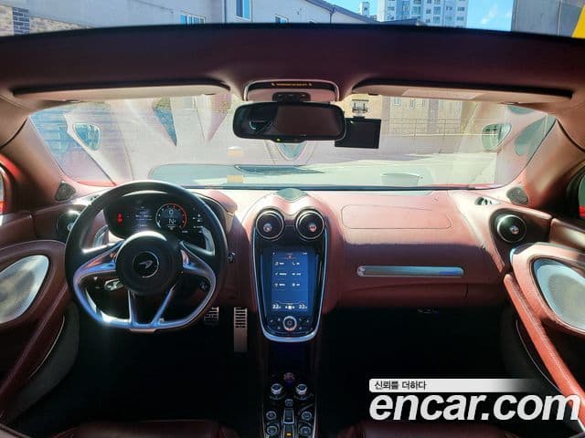 맥라렌 GT, 2021 7