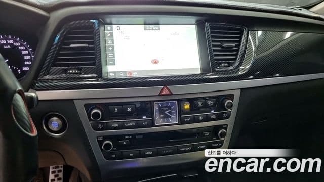 Genesis G80 Premium Luxury, 2018 15