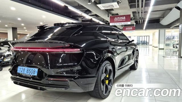 Lotus Eletre, 2025 4