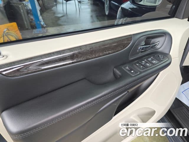 Dodge Grand 캐러밴, 2019 17