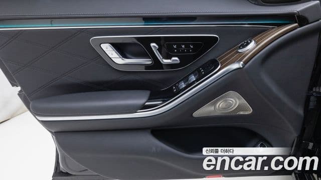 Mercedes-Benz S-класс W223 Maybach S680 4MATIC, 2023 15