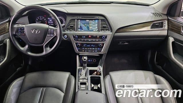 Hyundai LF Sonata Special, 2017 7