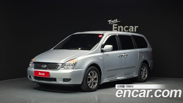 Kia Grand Carnival LPI GX, 2009 1