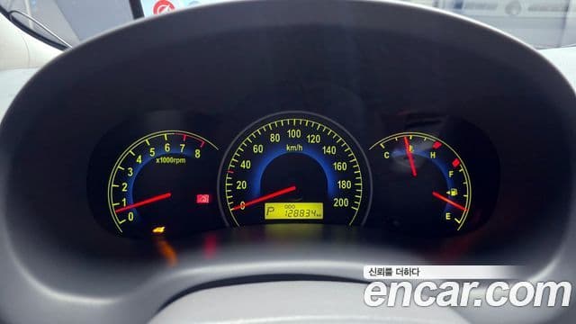 Kia Grand Carnival LPI GX, 2009 8