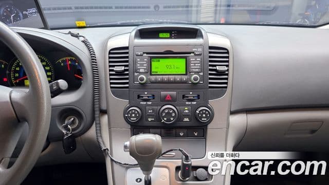 Kia Grand Carnival LPI GX, 2009 20