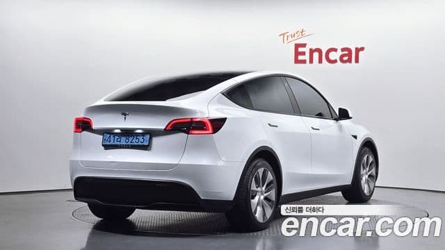 Tesla модель Y, 2024 2