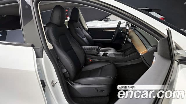 Tesla модель Y, 2024 10