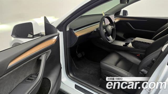 Tesla модель Y, 2024 11