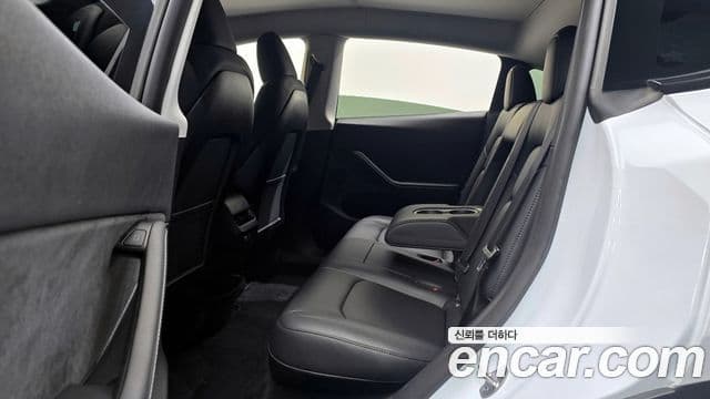 Tesla модель Y, 2024 12