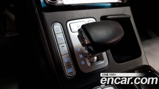 Genesis G90 Premium Luxury, 2020 9