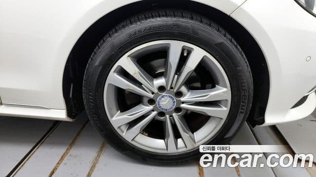 Mercedes-Benz E-класс W212 Avantgarde, 2014 все фото