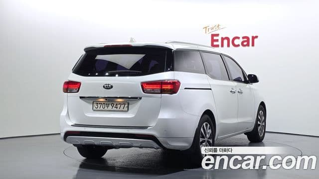 Kia All New Carnival Luxury, 2018 2