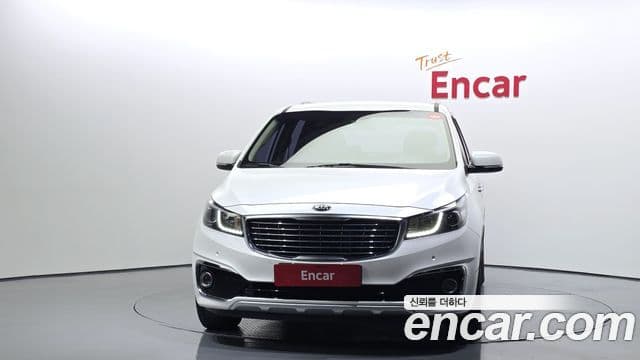 Kia All New Carnival Luxury, 2018 3