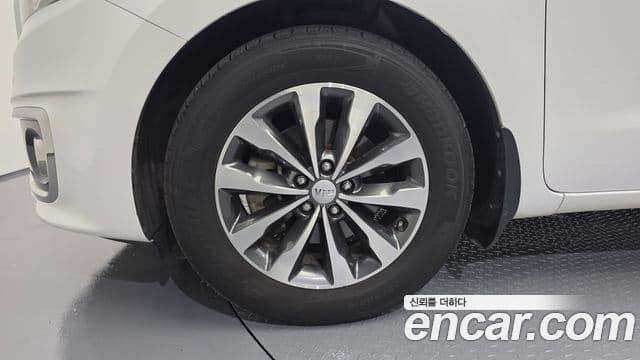 Kia All New Carnival Luxury, 2018 все фото