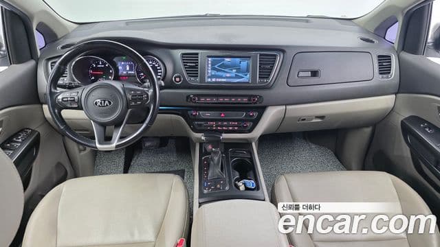 Kia All New Carnival Luxury, 2018 7