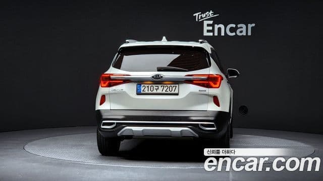 Kia Seltos Signature, 2022 4