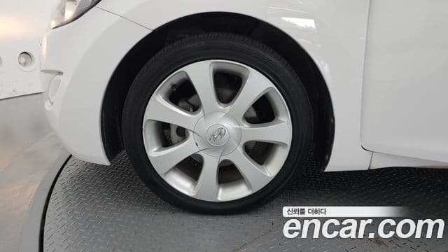 Hyundai Avante MD M16 GDI top, 2012 все фото