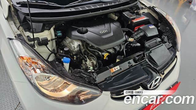 Hyundai Avante MD M16 GDI top, 2012 6