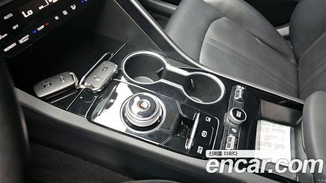 Kia K5 гибрид 3세대 Prestige, 2021 9