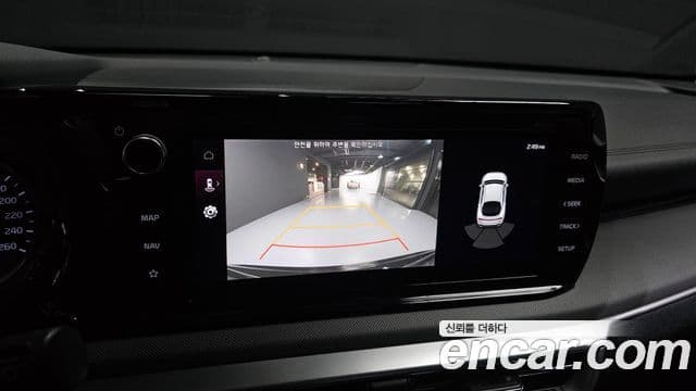 Kia K5 гибрид 3세대 Prestige, 2021 15