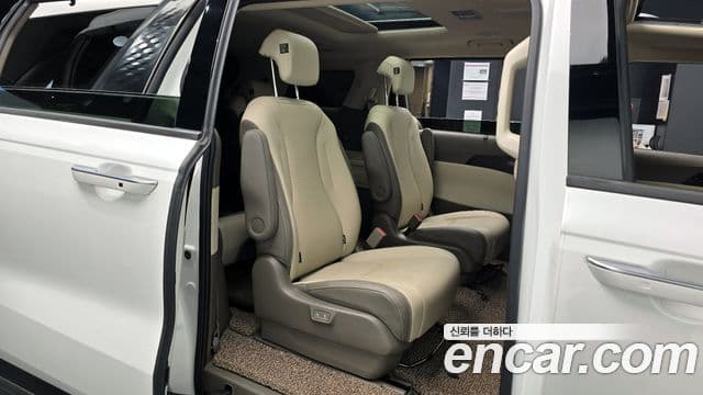 Kia Carnival 4세대 Signature, 2023 12