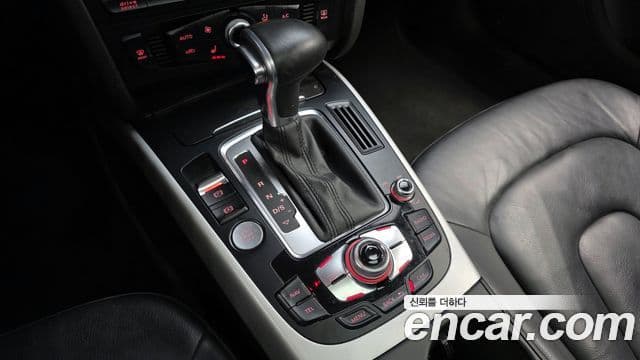 Audi New A4 B8, 2015 9