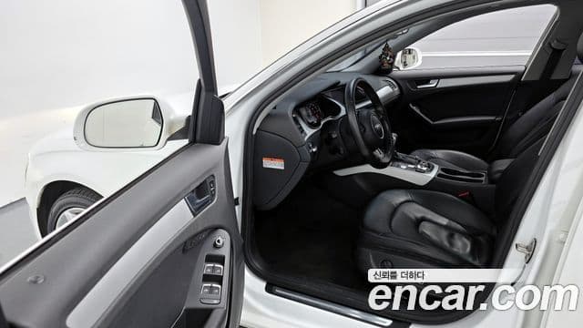 Audi New A4 B8, 2015 11