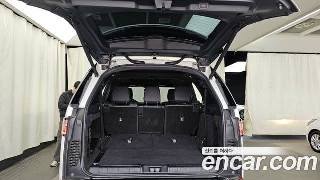 Land Rover Discovery 5 3.0 SD6 Landmark Edition, 2020 20