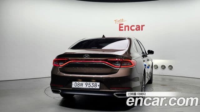 Hyundai Grandeur IG гибрид Special, 2018 4