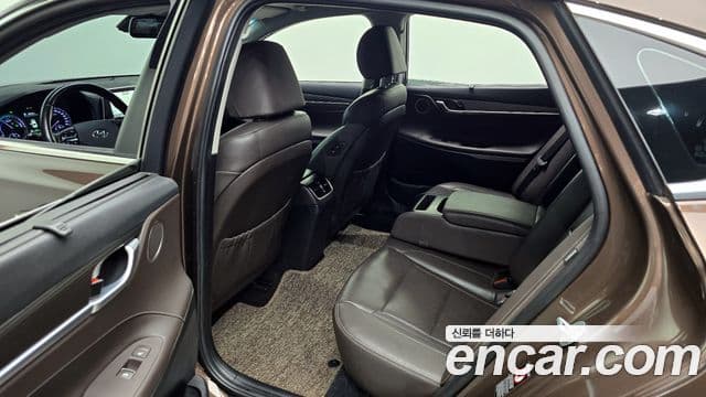 Hyundai Grandeur IG гибрид Special, 2018 11