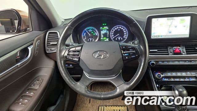 Hyundai Grandeur IG гибрид Special, 2018 14