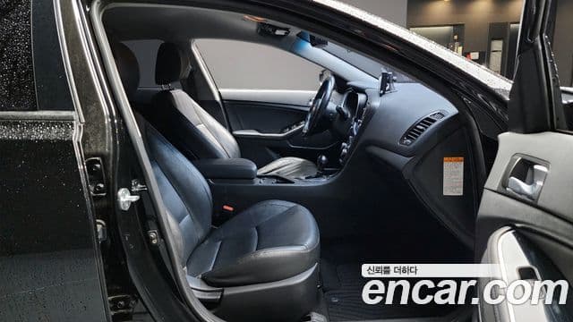 Kia K5 гибрид Prestige, 2015 10