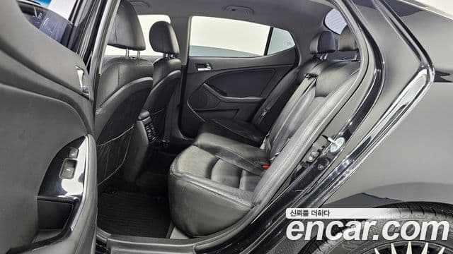 Kia K5 гибрид Prestige, 2015 12