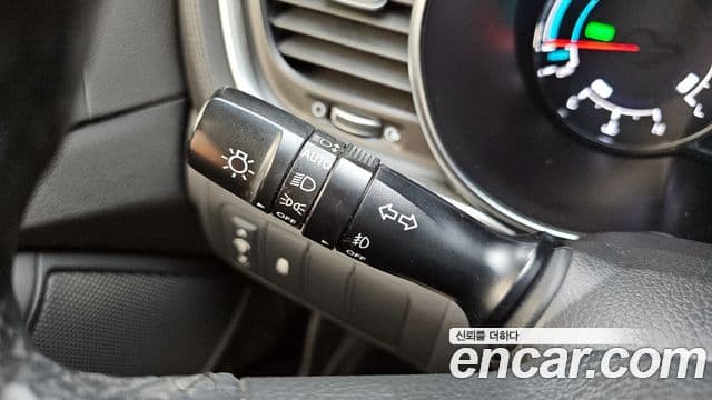 Kia K5 гибрид Prestige, 2015 18