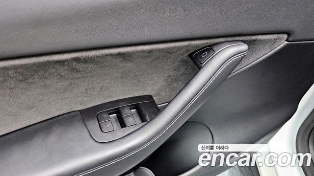 Tesla модель Y Long Range AWD, 2021 17