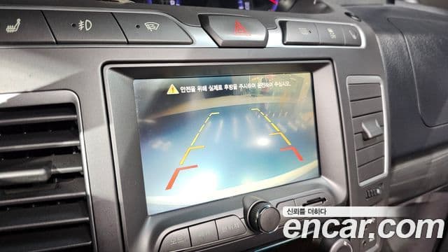 KG모빌리티(SsangYong) Korando 투리스모 4WD RT 9인승, 2015 15