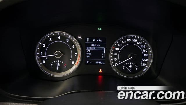 Hyundai Venue 1.6 Smart, 2020 8