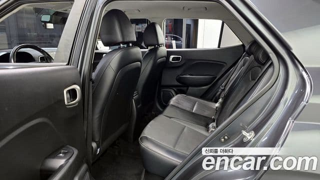 Hyundai Venue 1.6 Smart, 2020 13