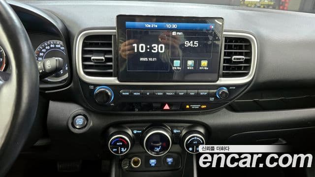 Hyundai Venue 1.6 Smart, 2020 15