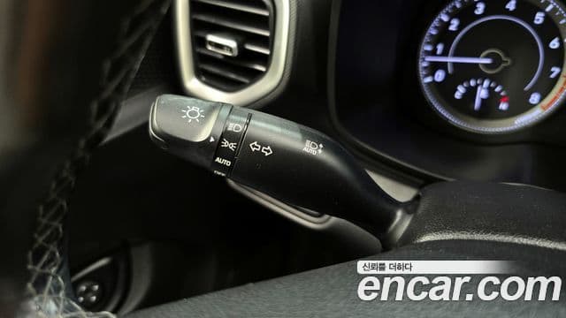 Hyundai Venue 1.6 Smart, 2020 19