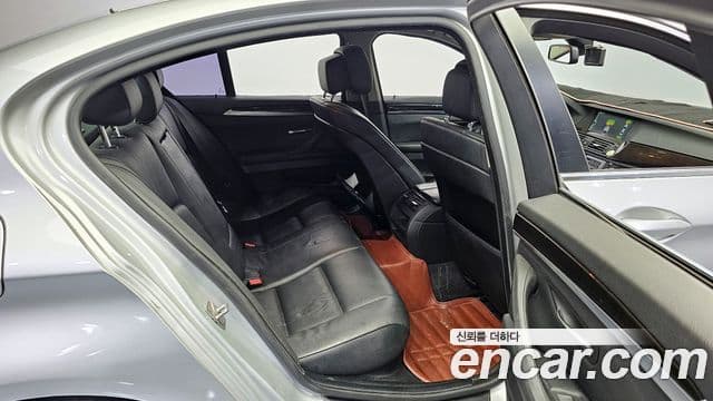 BMW 5시리즈 (F10), 2011 12