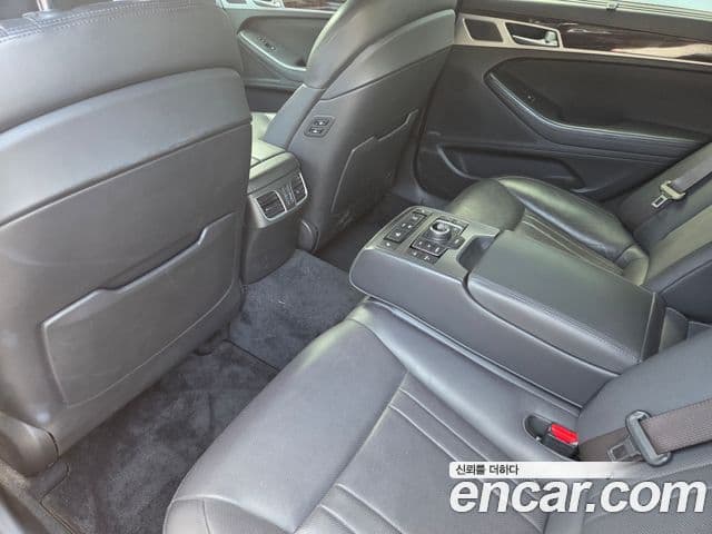 Hyundai Genesis DH G330 Premium AWD, 2015 10