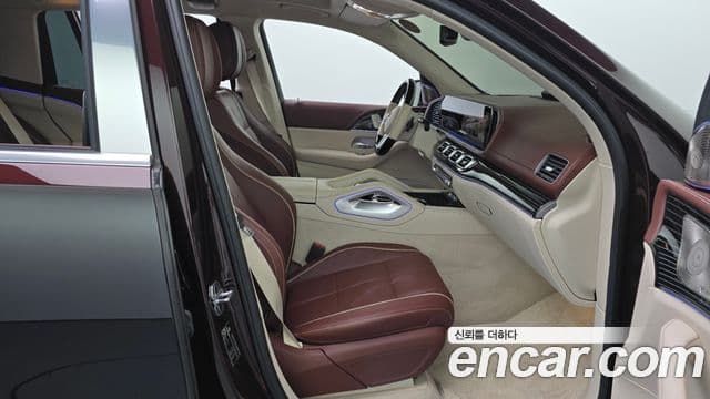 Mercedes-Benz GLS-класс X167 Maybach GLS600 4MATIC MANUFAKTUR, 2023 11