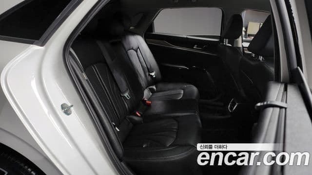 Kia K5 3세대 Signature, 2020 12