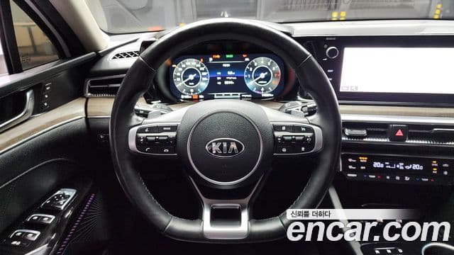 Kia K5 3세대 Signature, 2020 13
