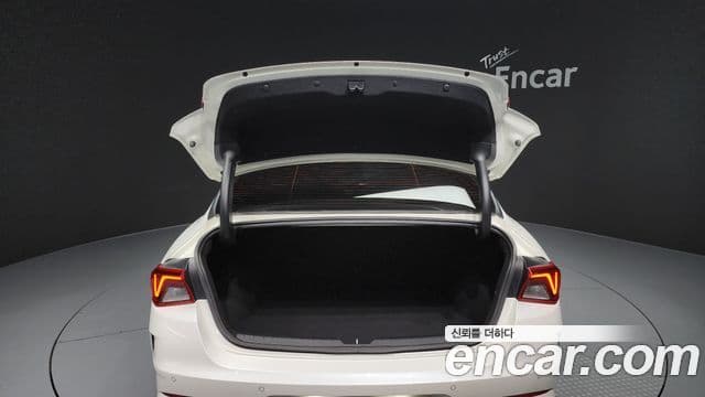 Kia K5 3세대 Signature, 2020 20